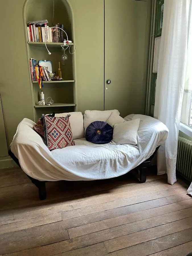 Cosy Nest In Montmartre Apartment Paris France